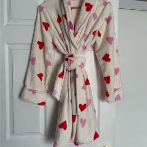 Joe Fresh White Robe with Red and Pink Hearts